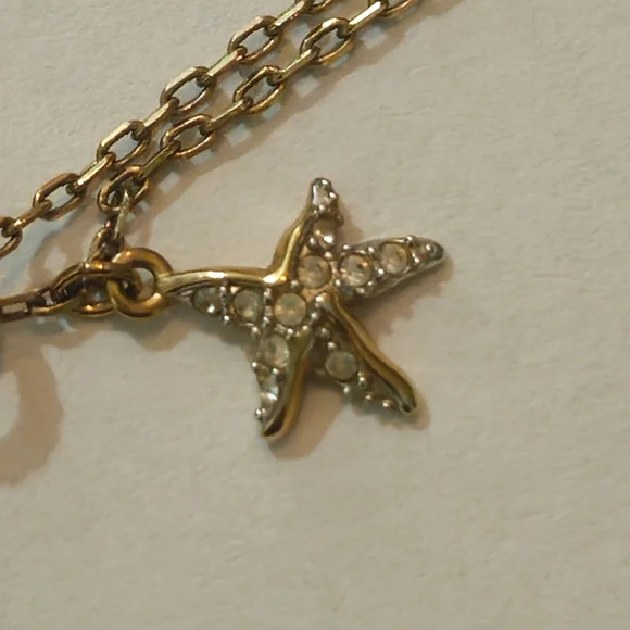 NEW Swarovski Gold Sand Dollar Pendant Necklace Crystals Summer Vacation Resort - Picture 4 of 7